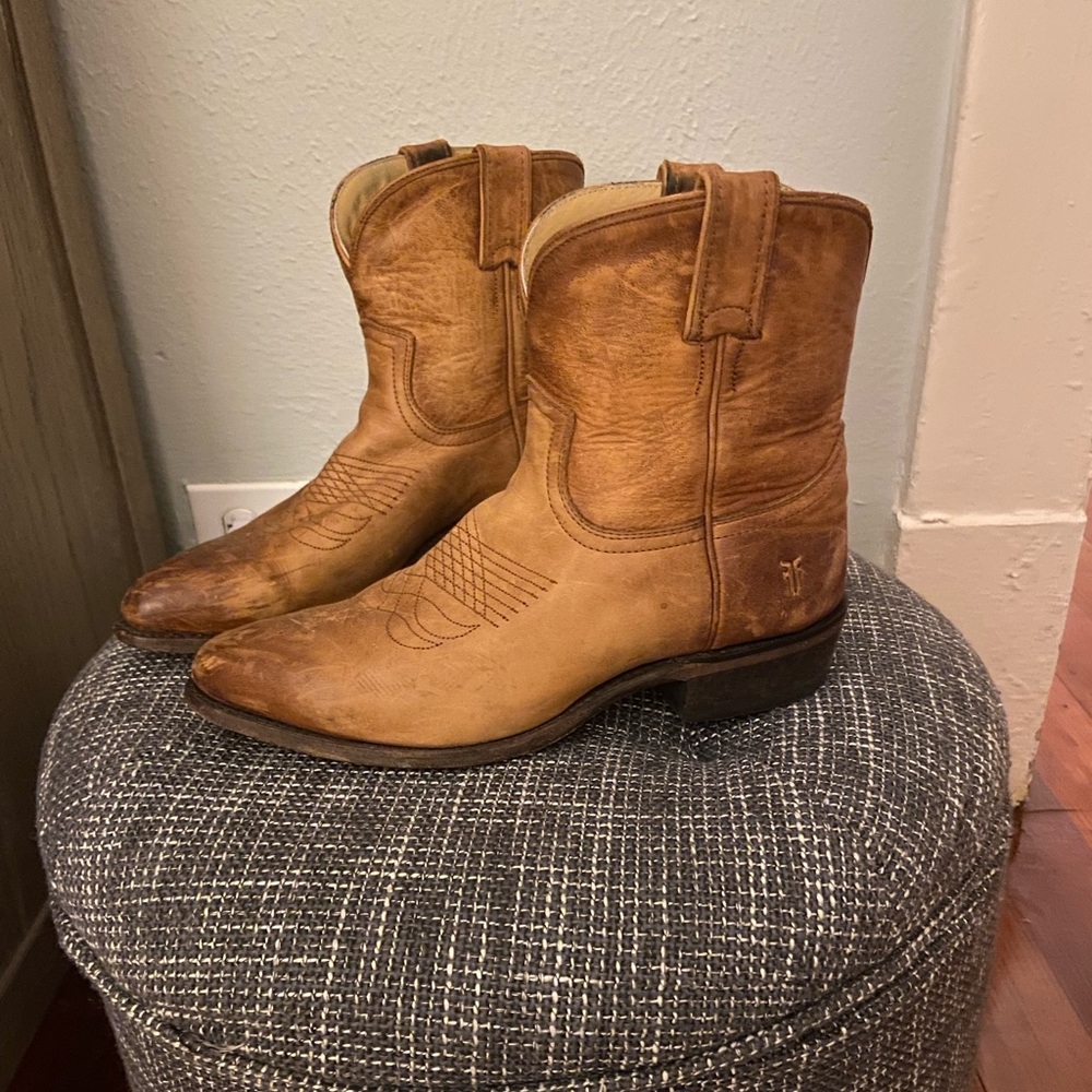 Frye Billy Short